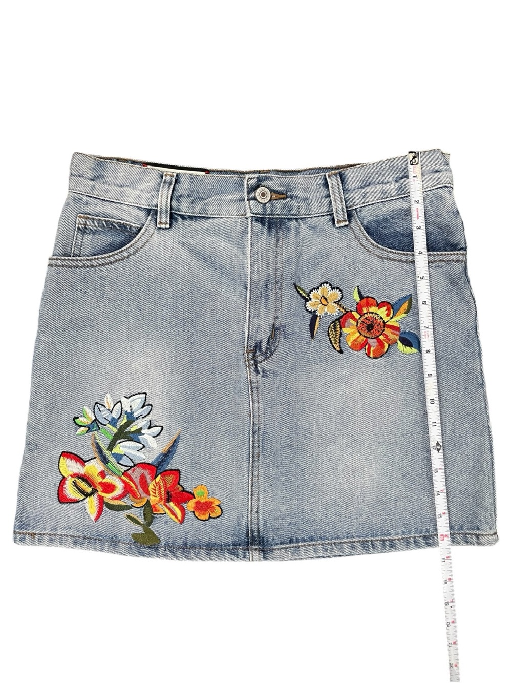 GUCCI Garden Floral Embroidered Denim Mini Skirt US 8 Medium - Picture 12 of 13